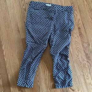 Patterned navy blue and white pants